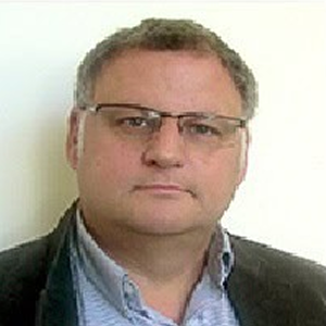 Mark Hallworth headshot